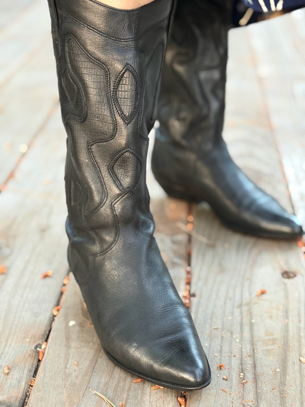 Vintage Black Leather Western Boots Calf Cowboy Minimal Chic US 7M